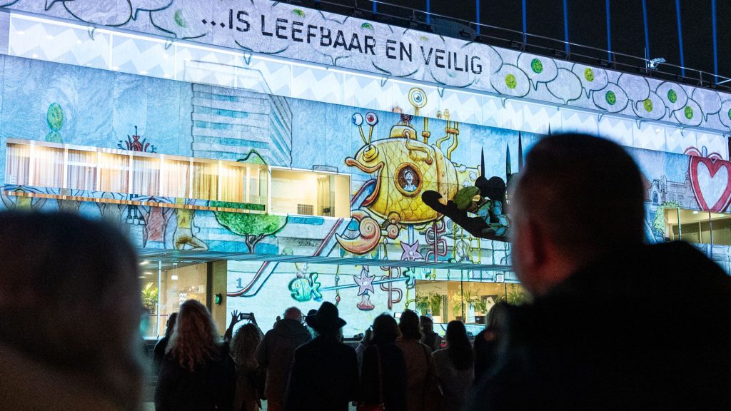 Glow Eindhoven Animatie Stadhuis 2025